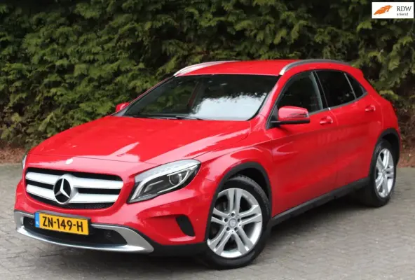 200 d Premium 136PK | Climate Control | Camera | NAVI | Half-leder