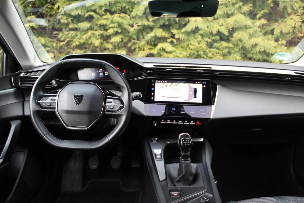 1.2 PureTech Allure Pack Business 130PK | Parkeercamera | Apple/Android Carplay | Navigati