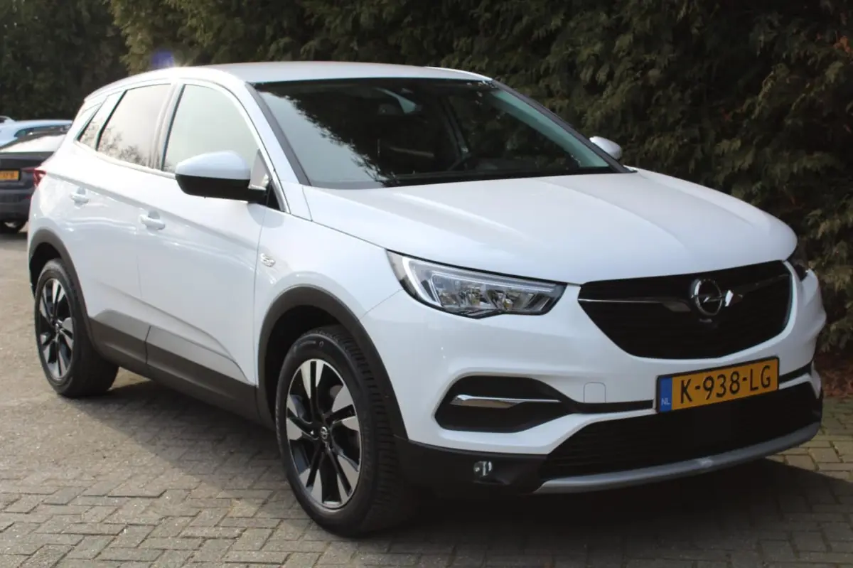 1.2 Turbo Elegance 130PK Automaat | Parkeercamera | Apple/Android Carplay | Trekhaak | Cli