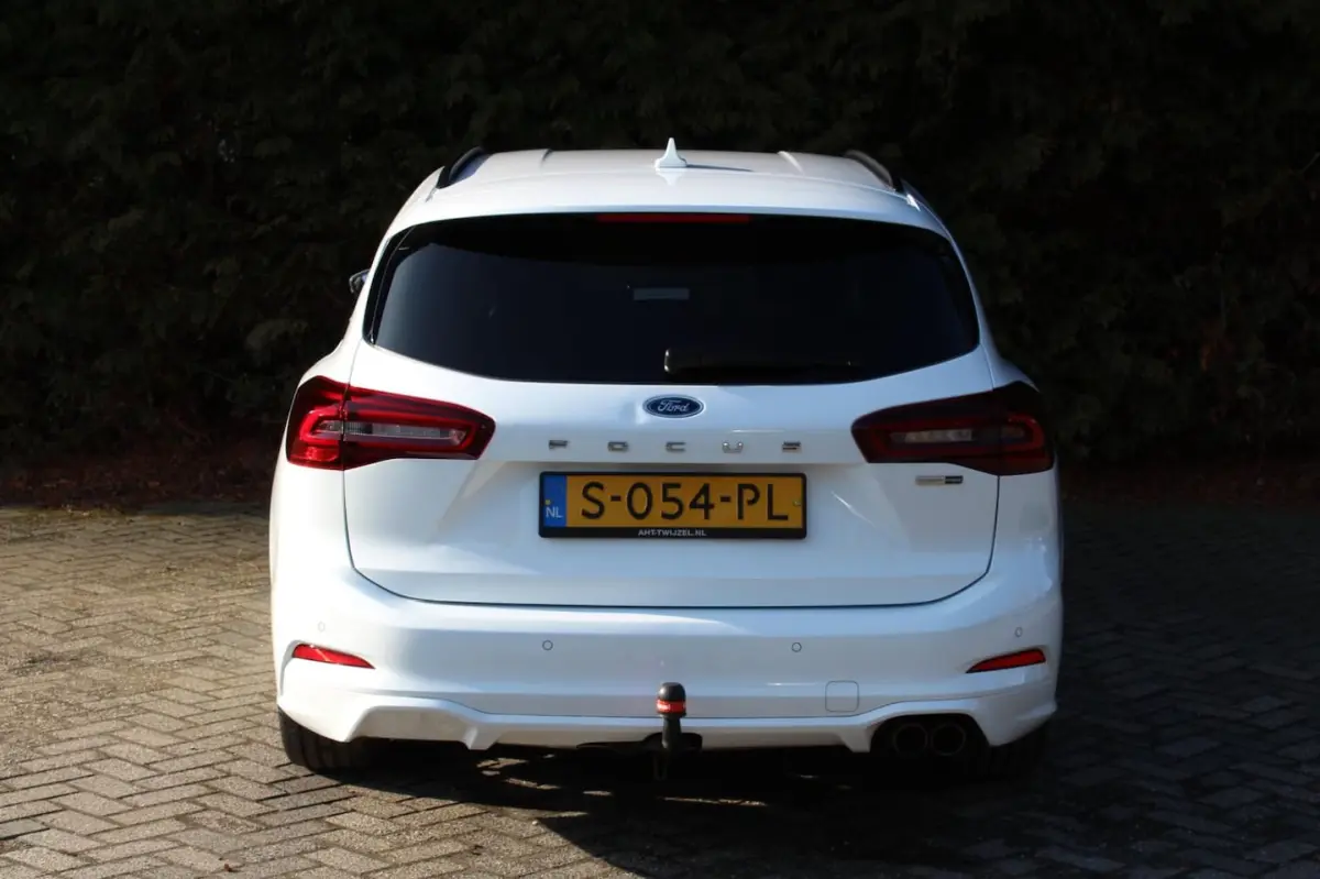 1.0 EcoBoost Hybrid ST Line Style 155PK | Stoel/stuurverwarming | Parkeersensoren | Apple/