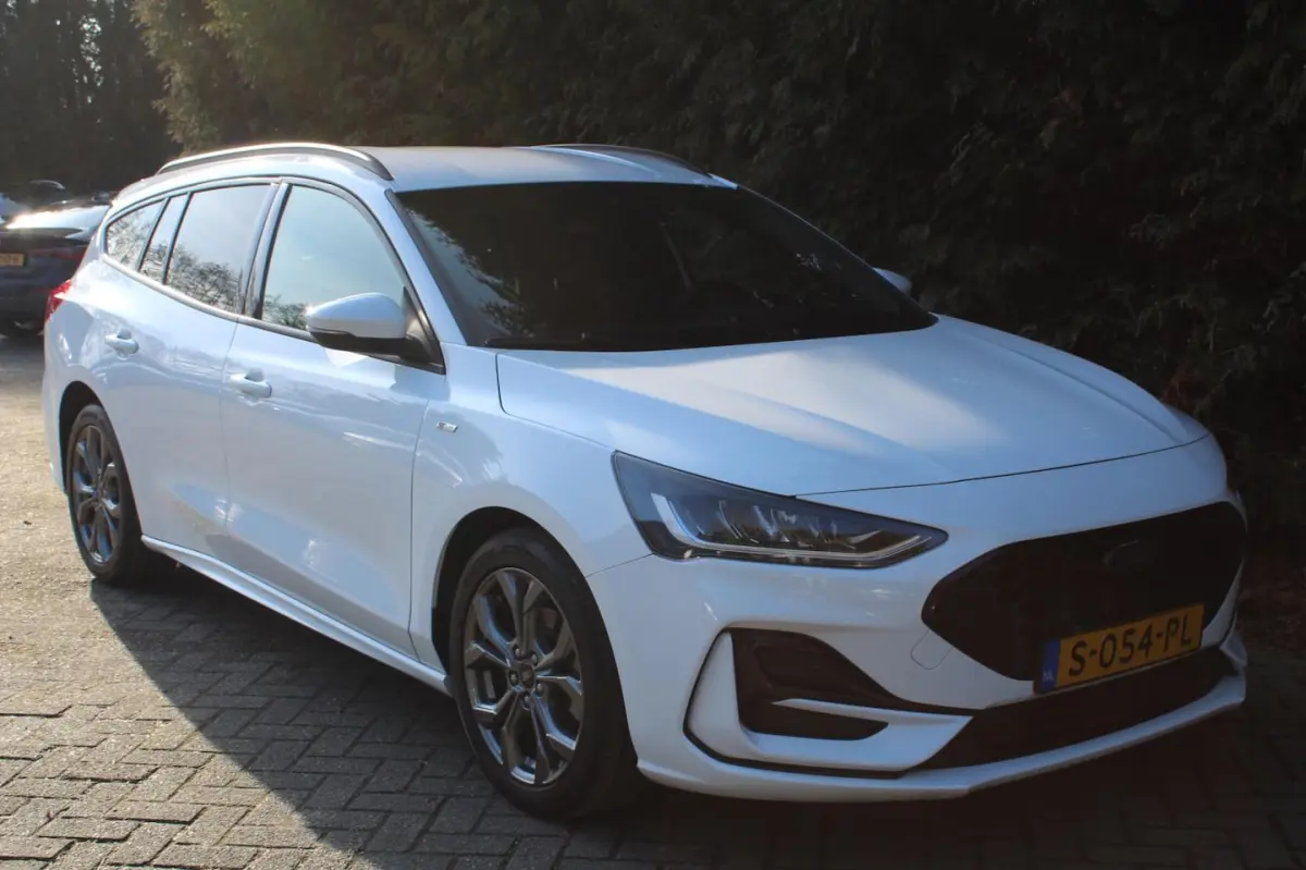 1.0 EcoBoost Hybrid ST Line Style 155PK | Stoel/stuurverwarming | Parkeersensoren | Apple/