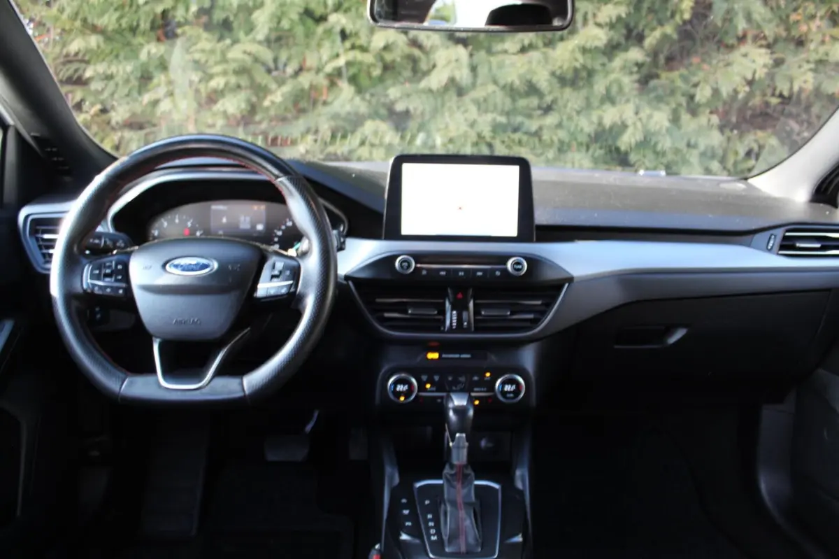 1.0 EcoBoost Hybrid ST Line Style 155PK | Stoel/stuurverwarming | Parkeersensoren | Apple/