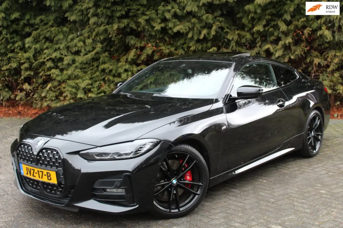 420d xDrive High Executive 190PK | M- sportpakket| BTW-AUTO | CAMERA | Panoramadak | LEDER