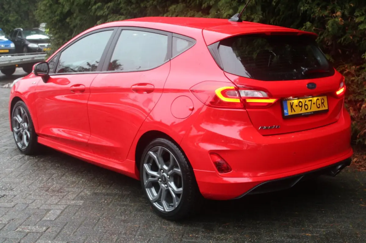 1.0 EcoBoost ST-Line 95PK | Navigatie | Climate Control | Parkeersensoren | Cruise Control