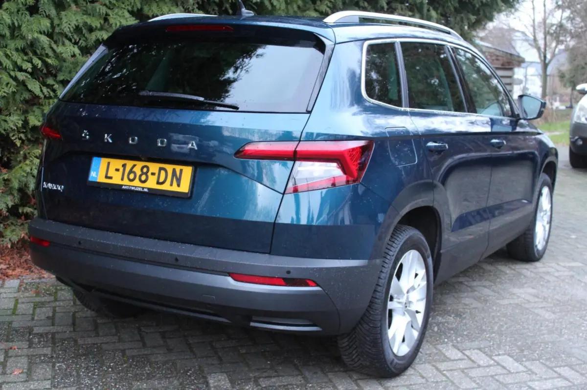 1.0 TSI Business Edition Plus 110PK | Parkeercamera | Apple/Android Carplay | Climate Cont