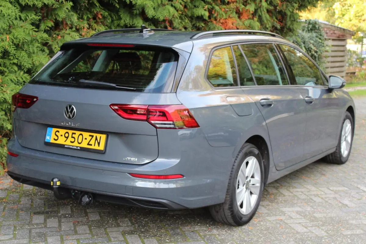 1.0 eTSI Life Business 110PK | Carplay | Elektrische stoelen | Memory Seats | Navi | ECC |