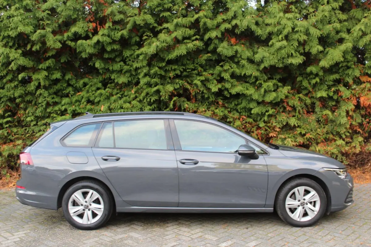 1.0 eTSI Life Business 110PK | Carplay | Elektrische stoelen | Memory Seats | Navi | ECC |