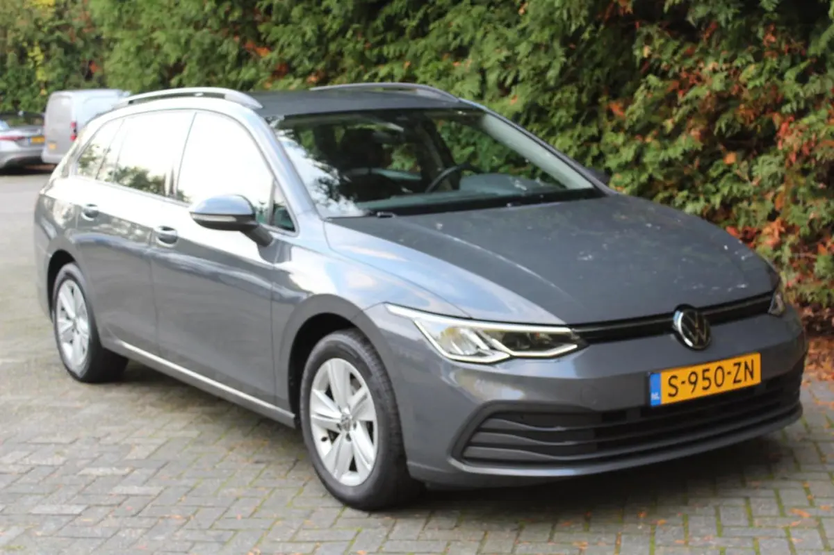 1.0 eTSI Life Business 110PK | Carplay | Elektrische stoelen | Memory Seats | Navi | ECC |