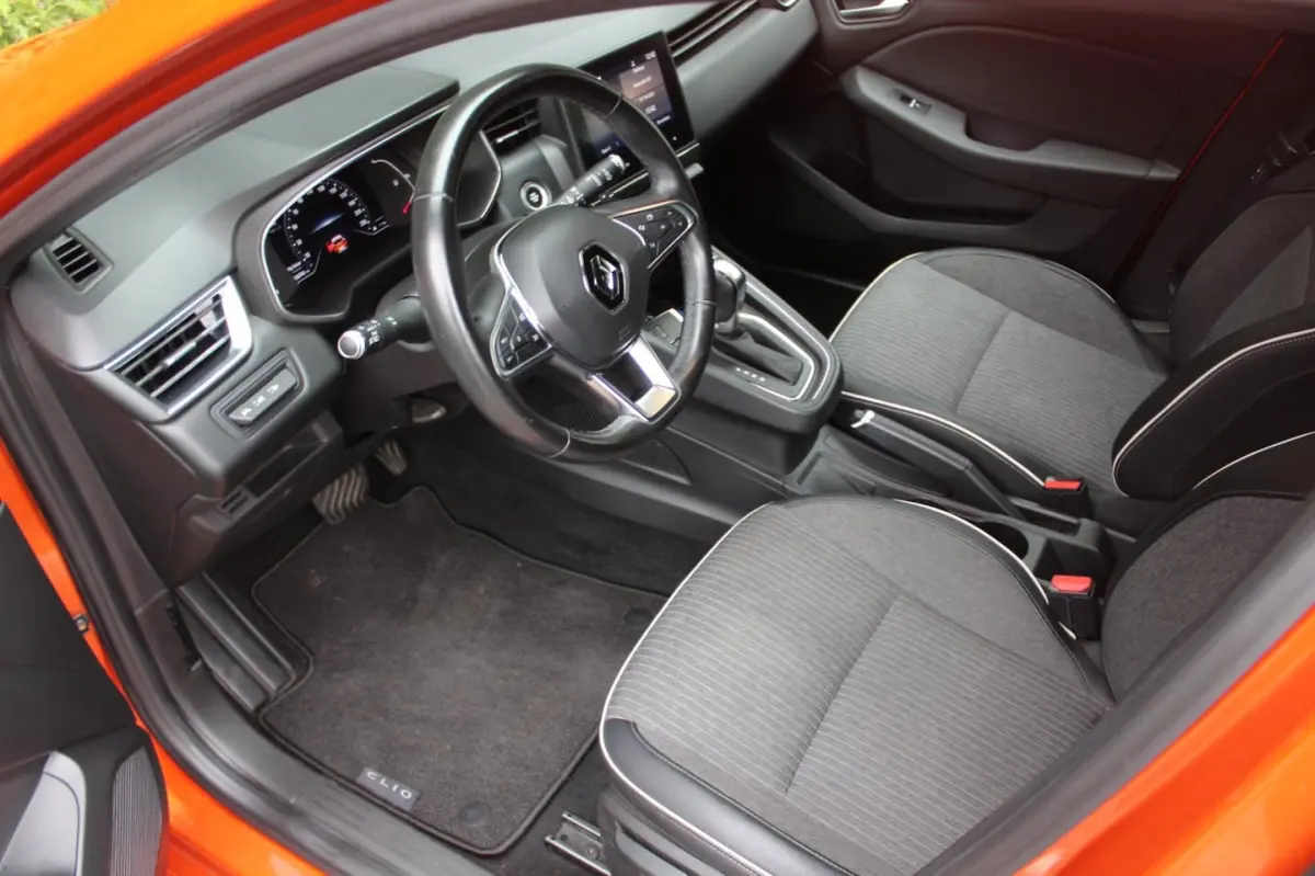 1.3 TCe Intens 131PK | Climate Control | Parkeercamera | Cruise Control | Apple/Android Ca