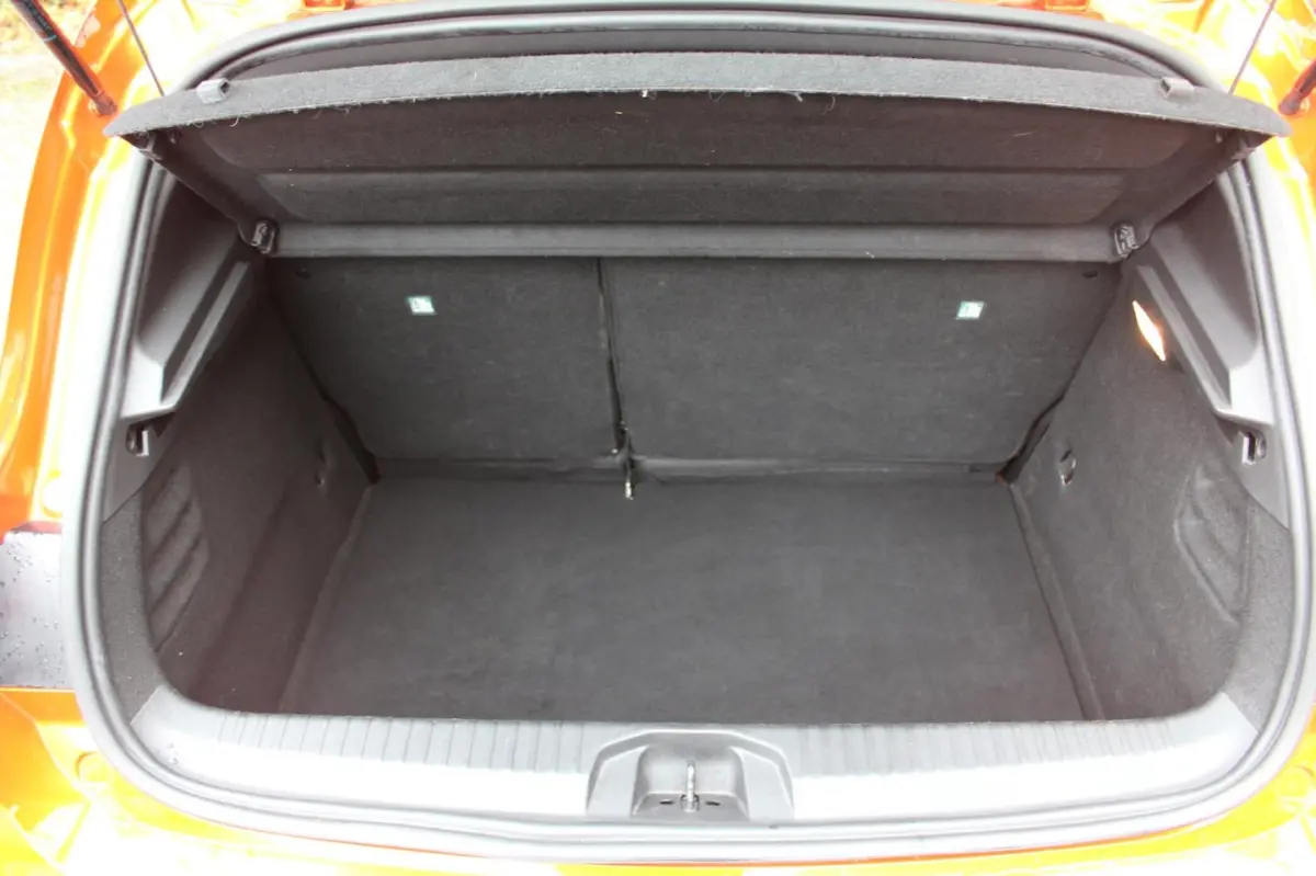 1.3 TCe Intens 131PK | Climate Control | Parkeercamera | Cruise Control | Apple/Android Ca
