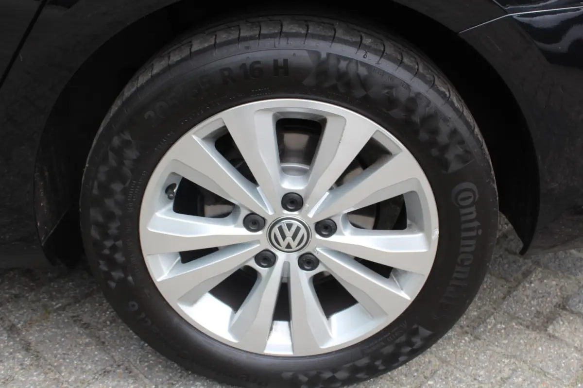 1.0 TSI Comfortline 116PK | Navigatie | Parkeersensoren | Lichtmetalen velgen | Climate Co