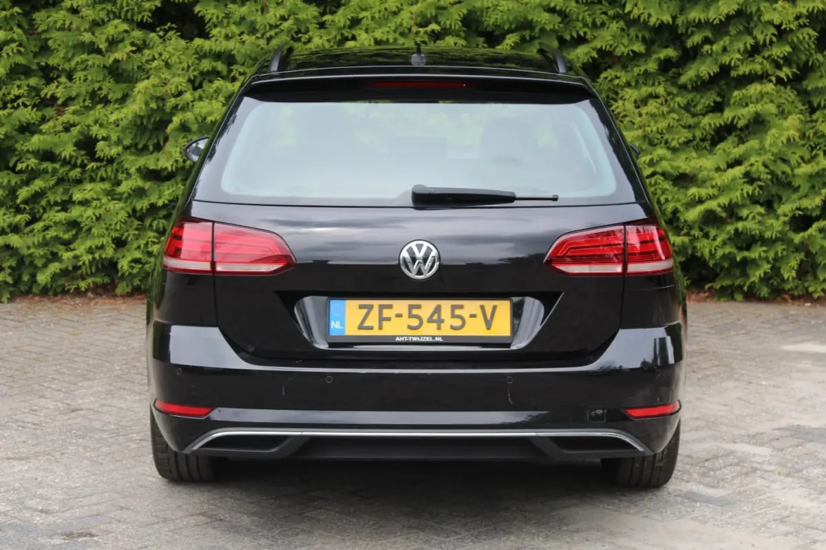 1.0 TSI Comfortline 116PK | Navigatie | Parkeersensoren | Lichtmetalen velgen | Climate Co