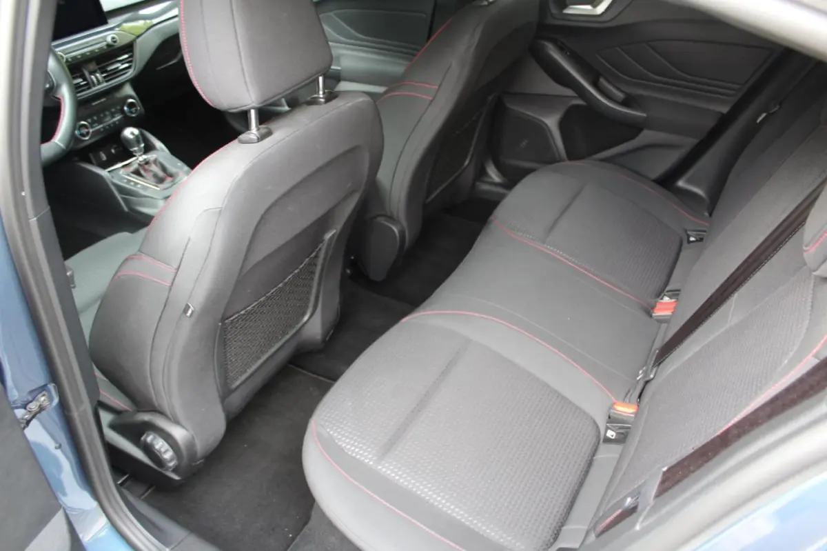 1.5 EcoBoost ST Line Business 182PK | Stoel/stuurverwarming | Bang&Olufsen | Keyless Entry