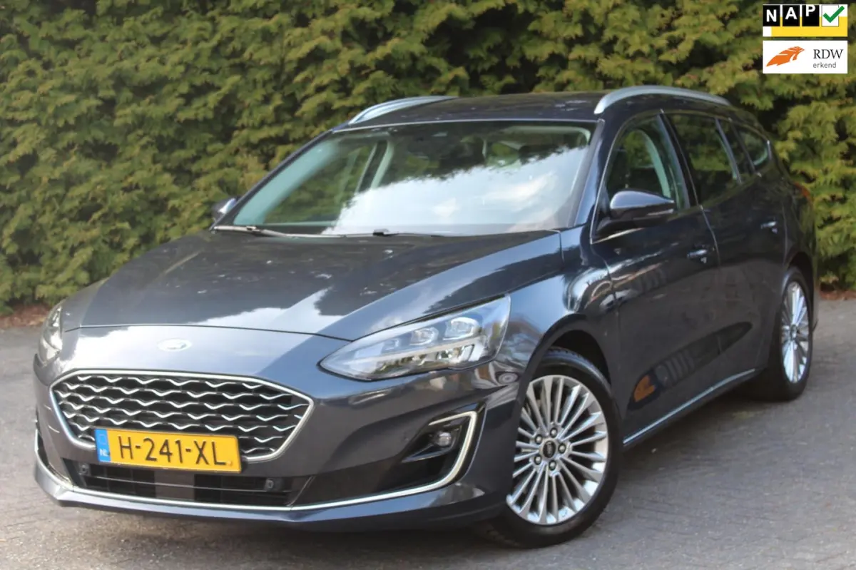 1.0 EcoBoost Vignale 125PK | Parkeercamera | Lederen bekleding | Climate| Keyless Entry\St