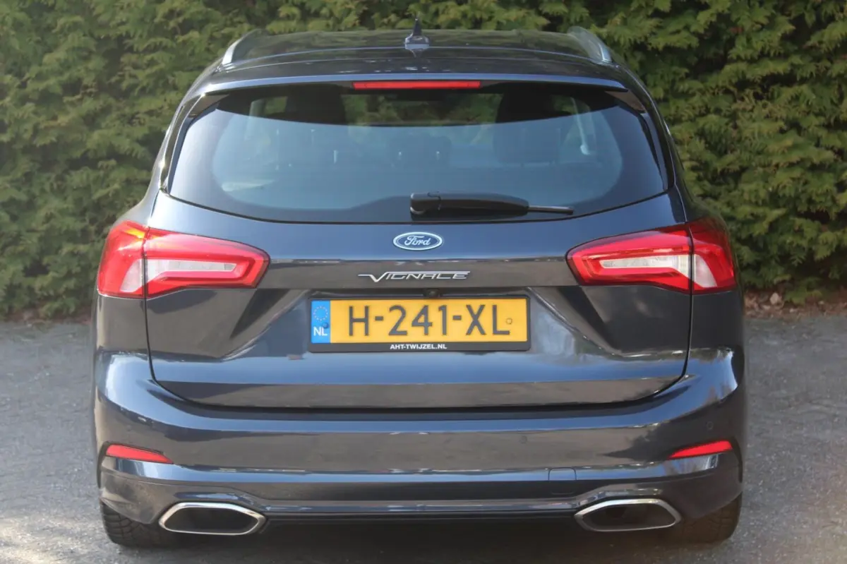 1.0 EcoBoost Vignale 125PK | Parkeercamera | Lederen bekleding | Climate| Keyless Entry\St