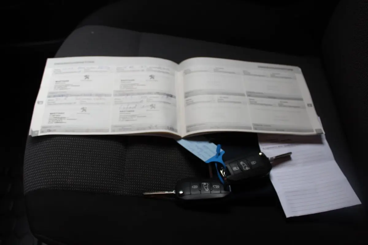 1.6 BlueHDI Premium 75PK | Airco | Achterklep | Cruise Control | Elektrische Ramen