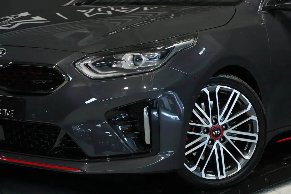 ProCeed 1.6 T-GDI GT / PANODAK / KEYLESS / MEMORY / JBL / CAMERA / CARPLAY