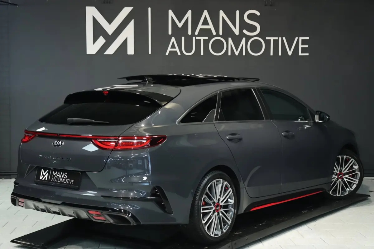 ProCeed 1.6 T-GDI GT / PANODAK / KEYLESS / MEMORY / JBL / CAMERA / CARPLAY