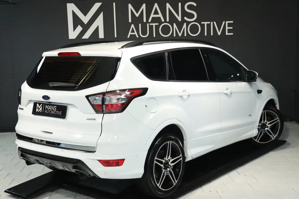 1.5 EcoBoost ST Line / PANODAK / KEYLESS / CAMERA / CARPLAY / STOEL+STUURVERW