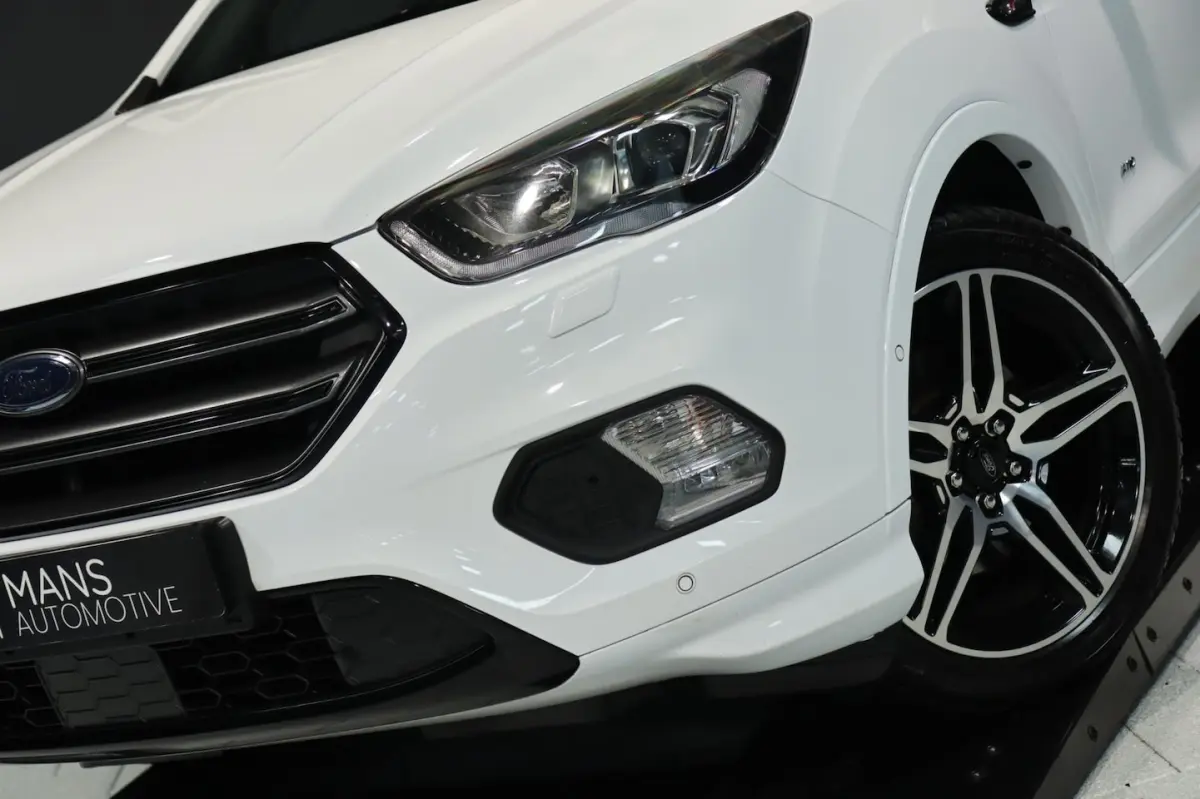 1.5 EcoBoost ST Line / PANODAK / KEYLESS / CAMERA / CARPLAY / STOEL+STUURVERW