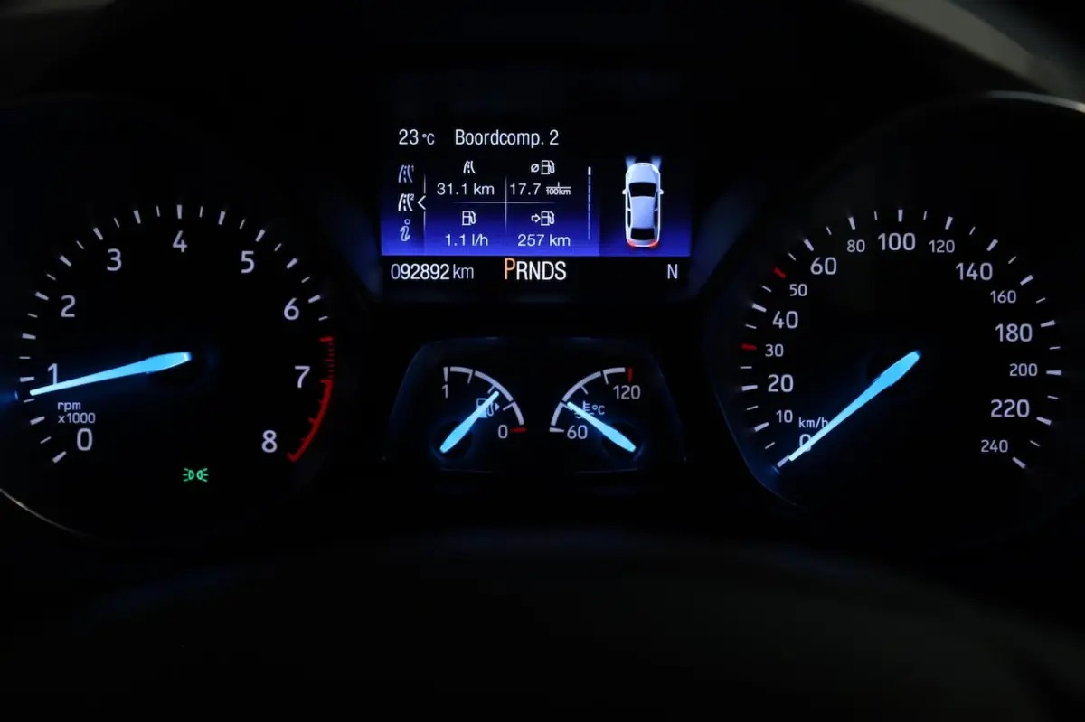 1.5 EcoBoost ST Line / PANODAK / KEYLESS / CAMERA / CARPLAY / STOEL+STUURVERW