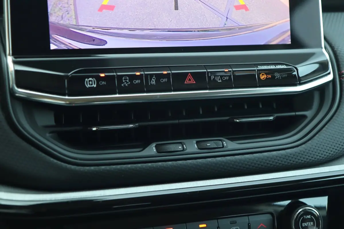 4xe 240 Plug-in Hybrid Electric Trailhawk / ACC / KEYLESS / CAMERA / CARPLAY