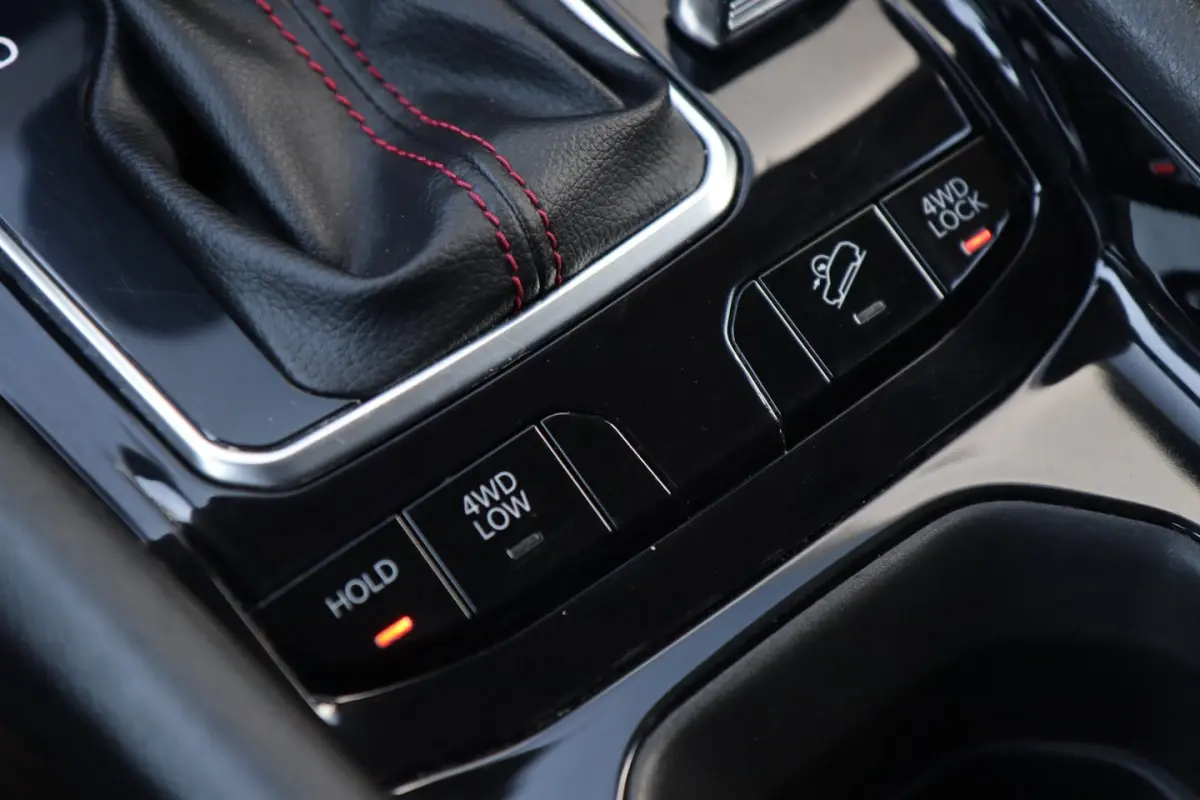 4xe 240 Plug-in Hybrid Electric Trailhawk / ACC / KEYLESS / CAMERA / CARPLAY