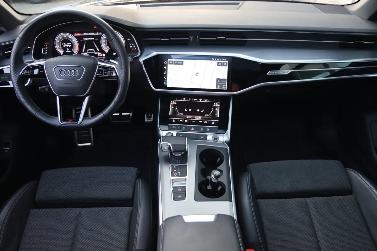quattro 55 TFSI S-line / PANO / HUD / B&O / ACC / KEYLESS / CAMERA