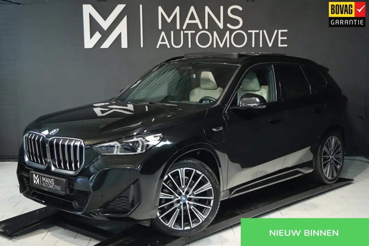 XDrive30e M Sport / PANO / HUD / MEMORY / H&K / 360 / KEYLESS / 20'