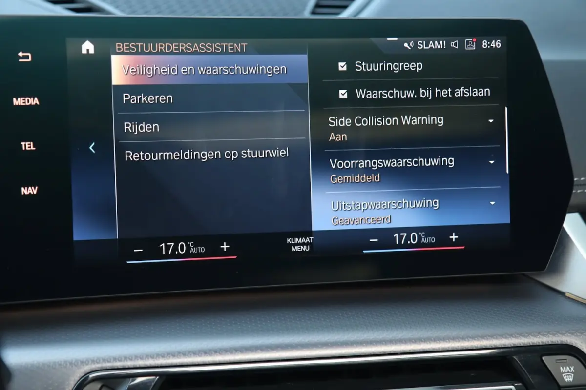 XDrive30e M Sport / PANO / HUD / MEMORY / H&K / 360 / KEYLESS / 20'