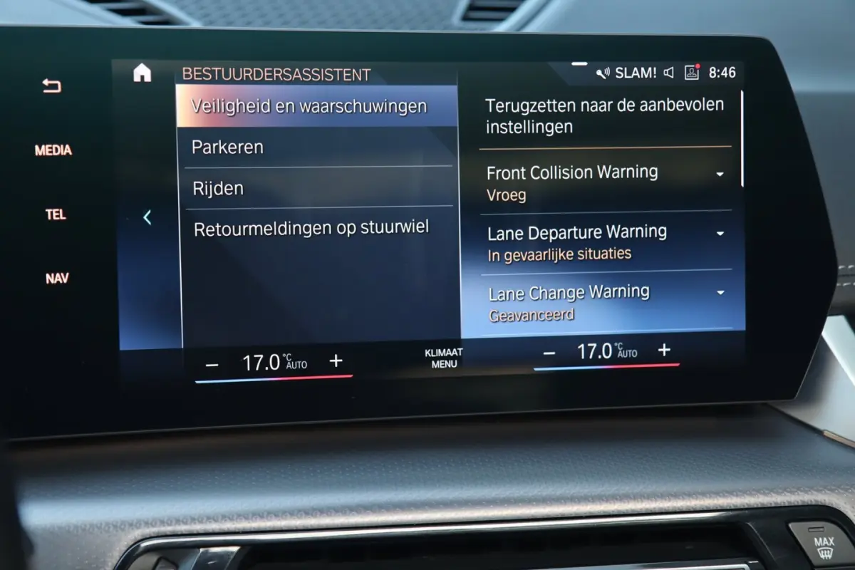 XDrive30e M Sport / PANO / HUD / MEMORY / H&K / 360 / KEYLESS / 20'