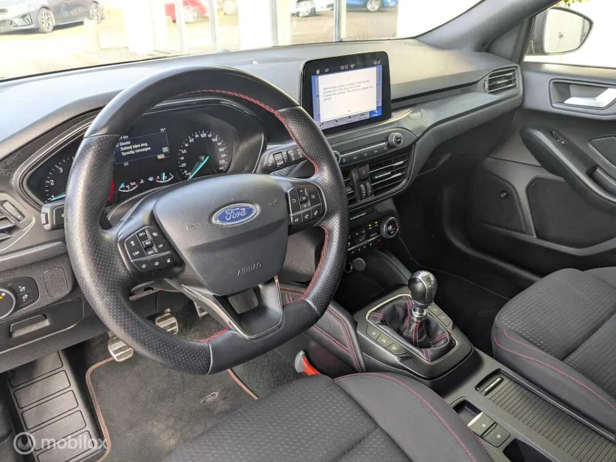 1.0 EcoBoost ST Line Business