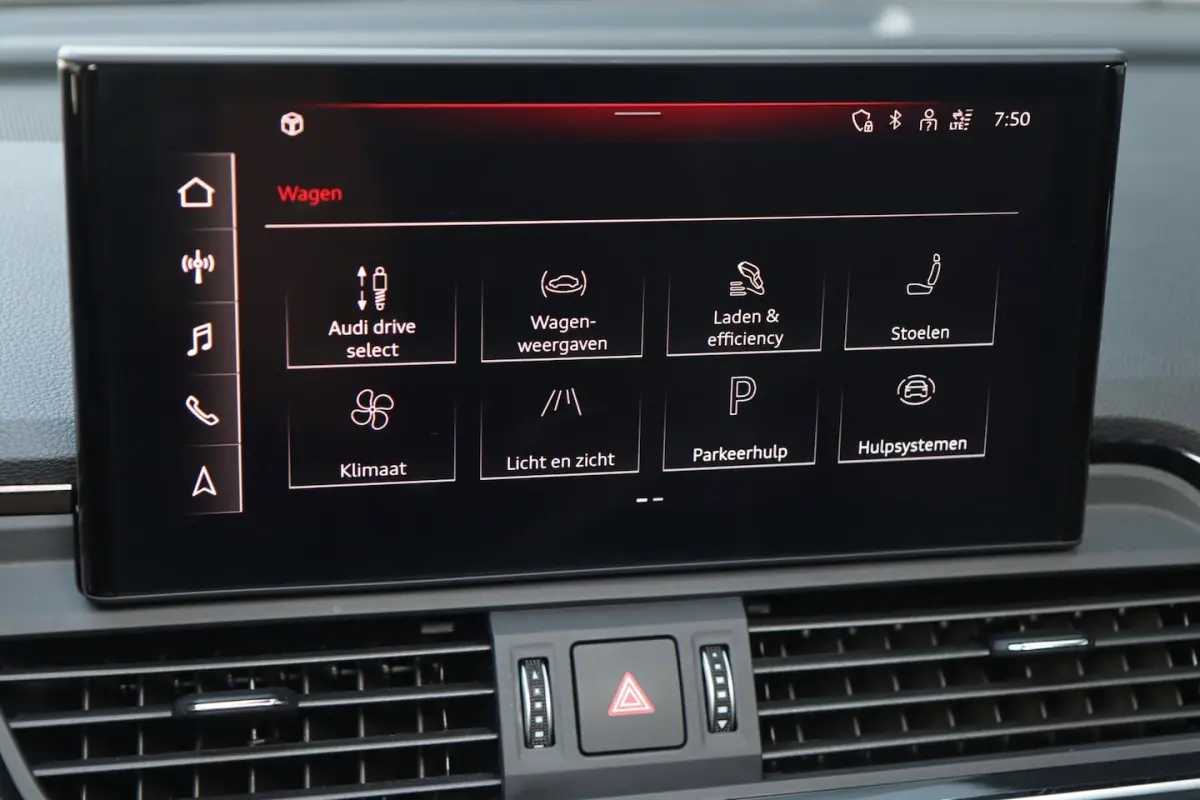 55 TFSI e 3x S-Line QUATTRO / PANO / HUD / MEMORY / B&O / MASSAGE