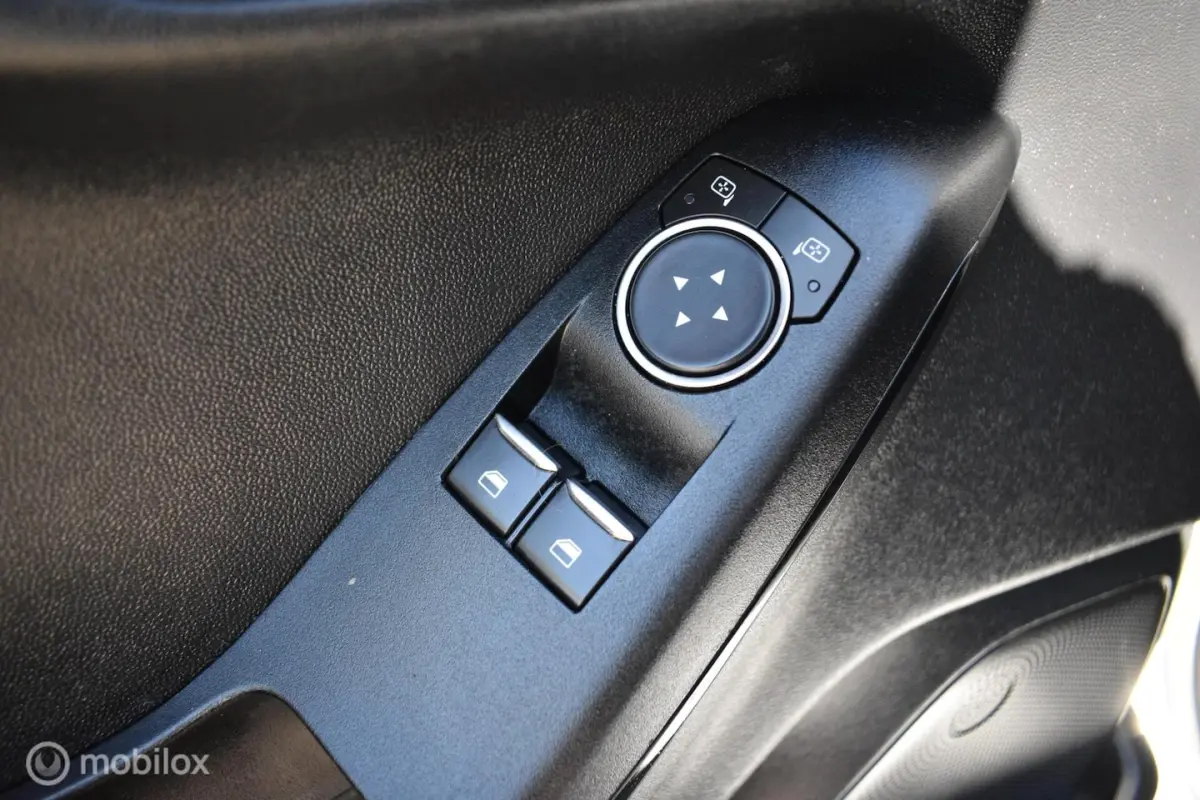 1.1 Trend 5DRS, 2018|Airco|Navi|Carplay