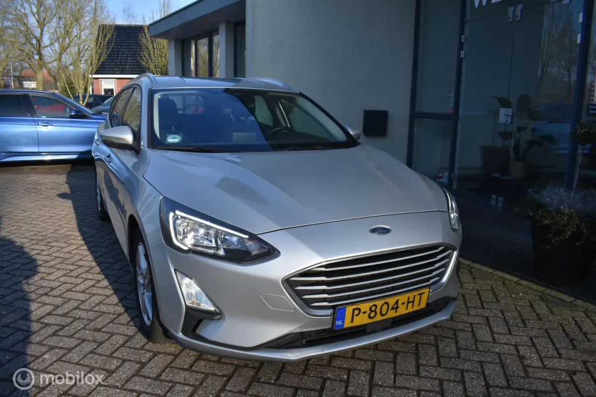 1.0 EcoBoost Hybrid Trend Edition 2022|Navi