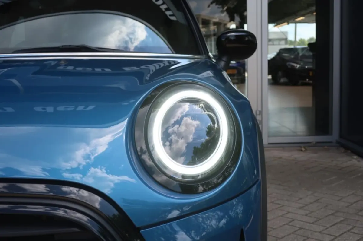 1.5 COOPER CLASSIC, Lederen Bekleding, LED Verlichting, Navi, Clima, etc