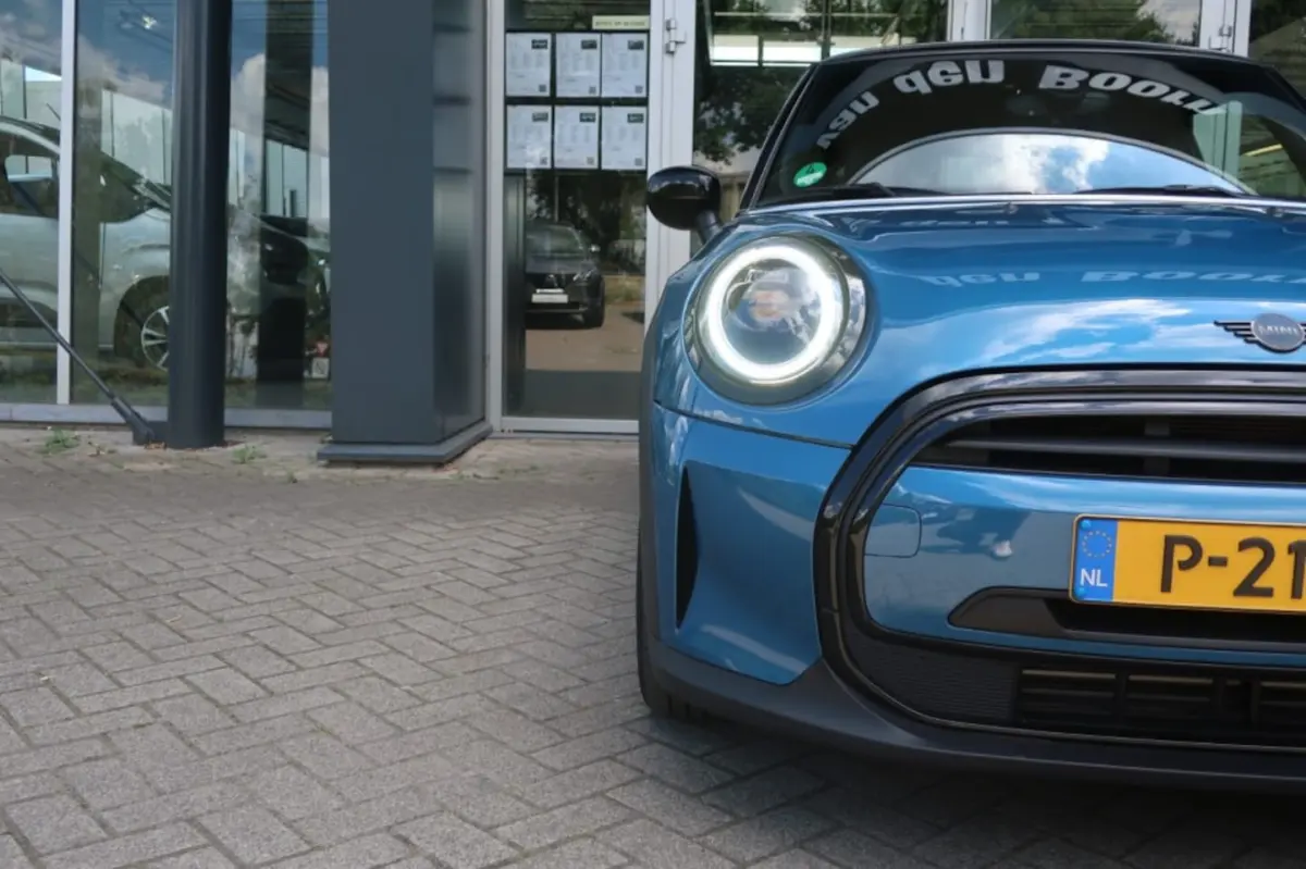 1.5 COOPER CLASSIC, Lederen Bekleding, LED Verlichting, Navi, Clima, etc
