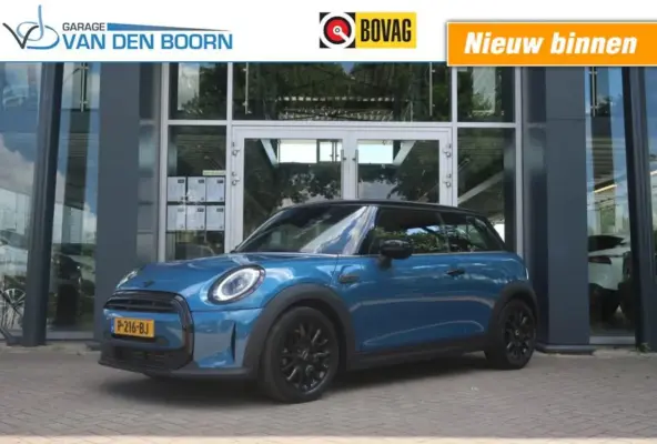 1.5 COOPER CLASSIC, Lederen Bekleding, LED Verlichting, Navi, Clima, etc