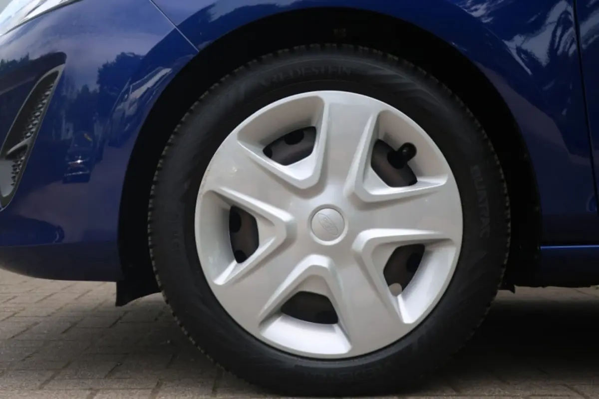 1.1 DuraTec, CarPlay/Android, All-Season banden, Navigatie systeem etc