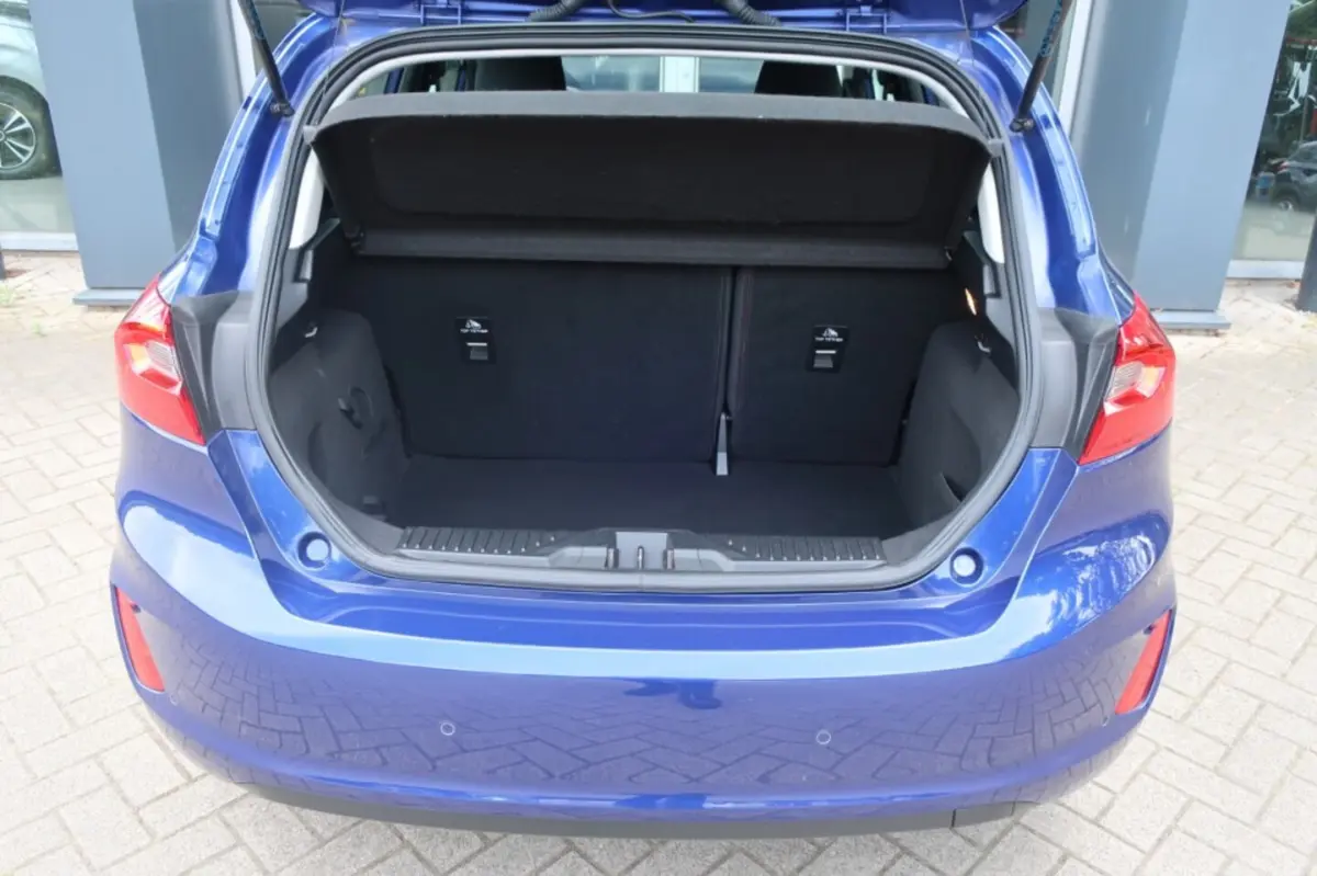1.1 DuraTec, CarPlay/Android, All-Season banden, Navigatie systeem etc
