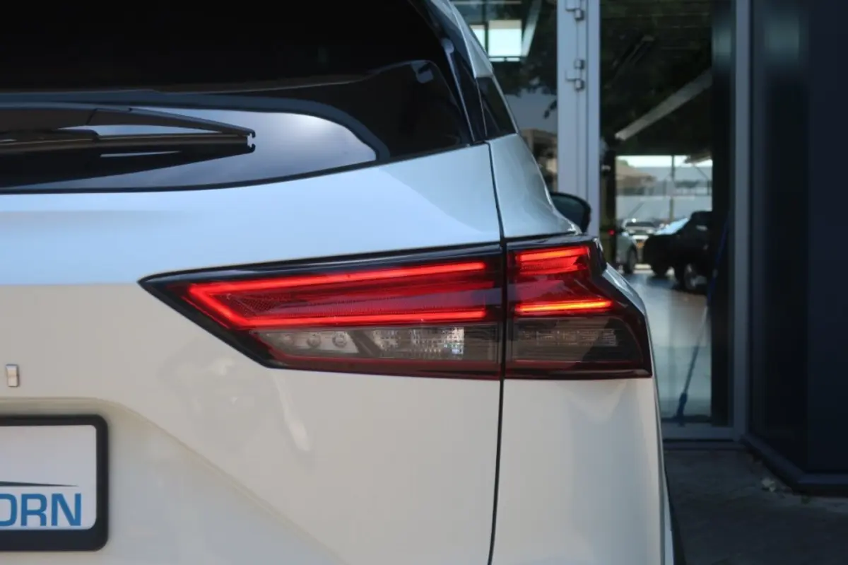 1.3 MHEV 158PK, Trekhaak, Panoramadak, Navi, Apple Carplay/ Android Auto, etc