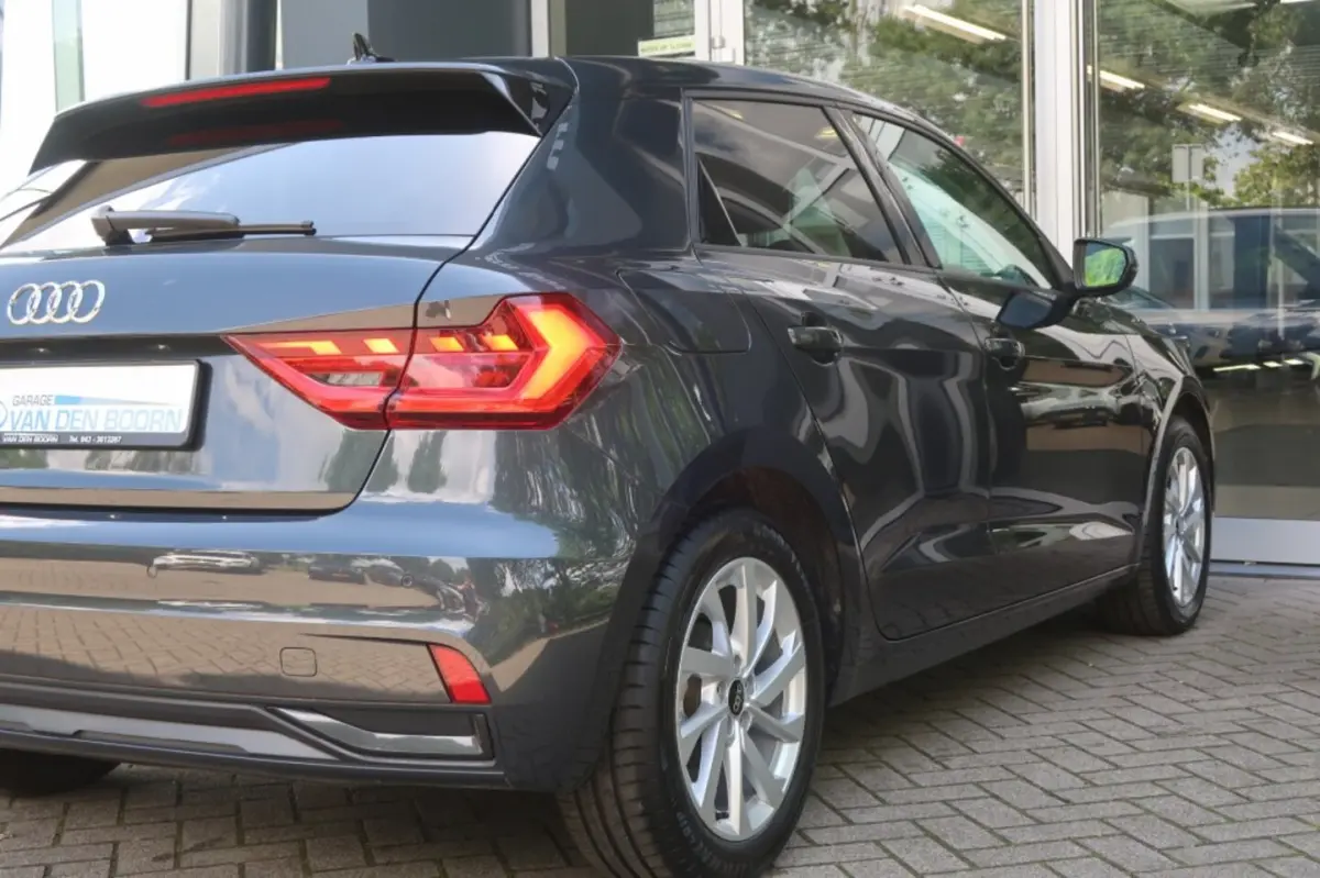 30 TFSI, Stoelverwarming, Keyless volledig, CarPlay/Android etc