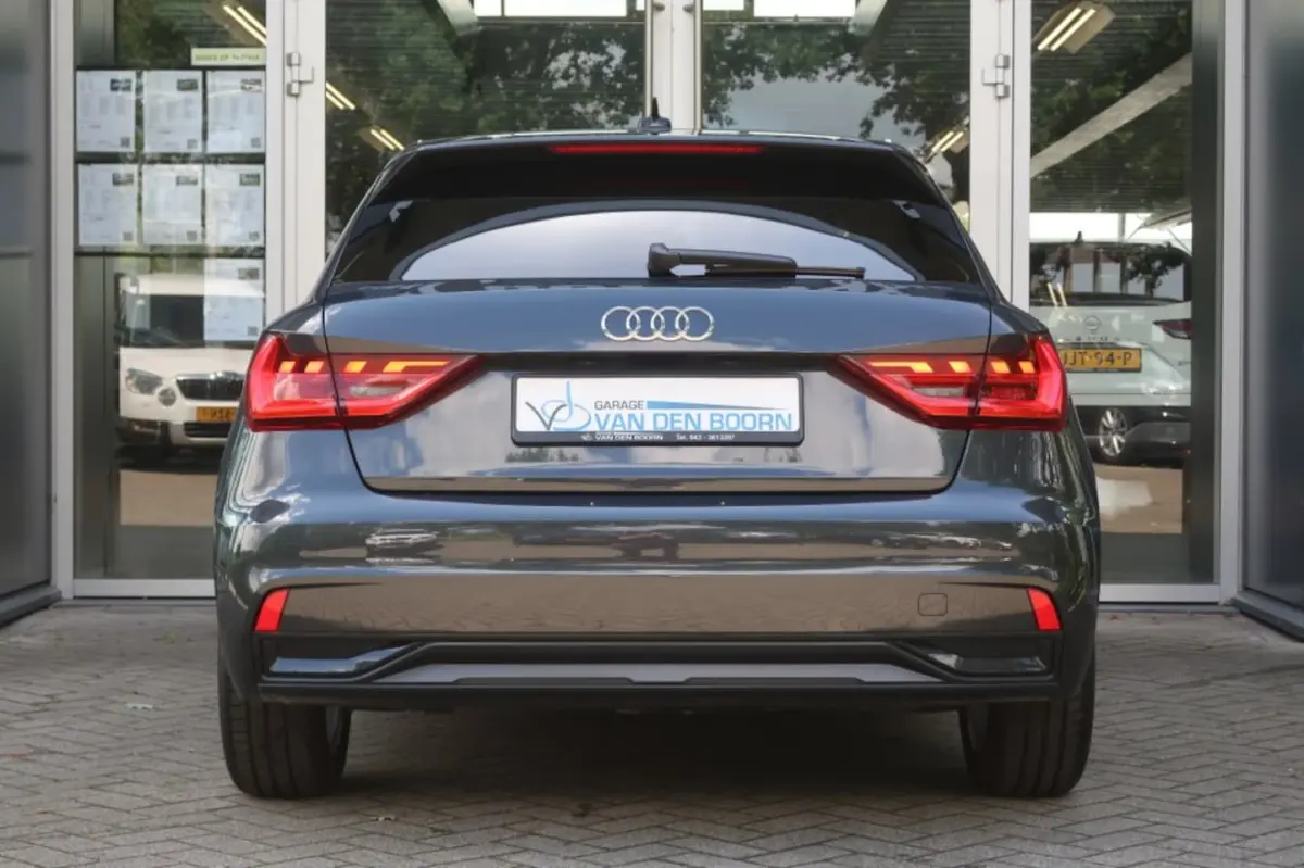 30 TFSI, Stoelverwarming, Keyless volledig, CarPlay/Android etc