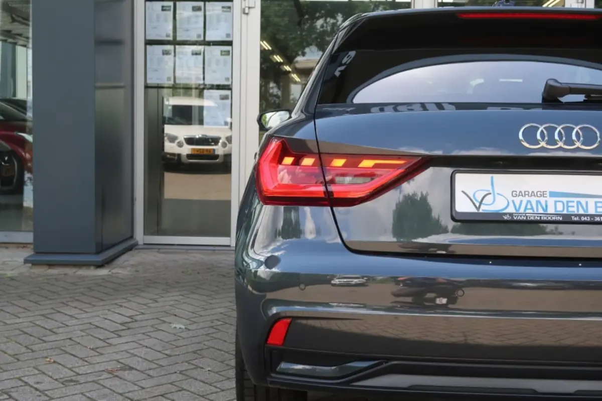 30 TFSI, Stoelverwarming, Keyless volledig, CarPlay/Android etc