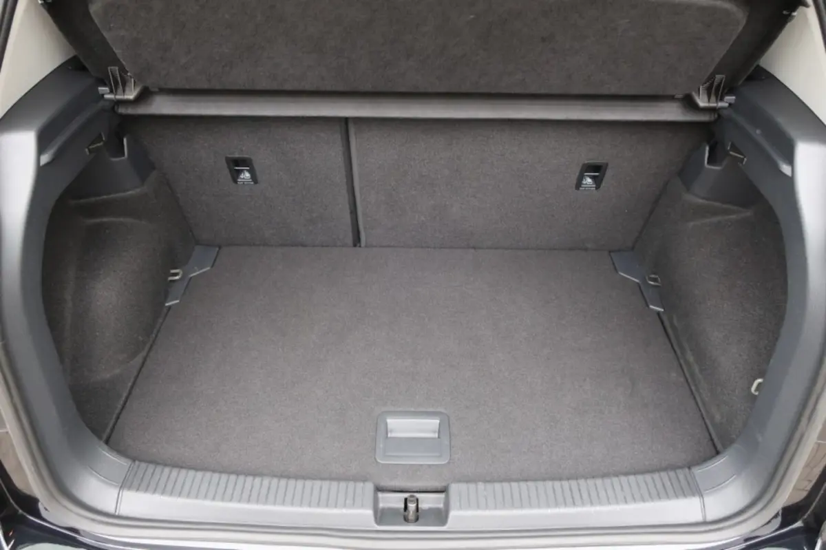 1.0 GOAL Edition, Stoelverwarm, Voll LED, CarPlay/Android, All-Season etc