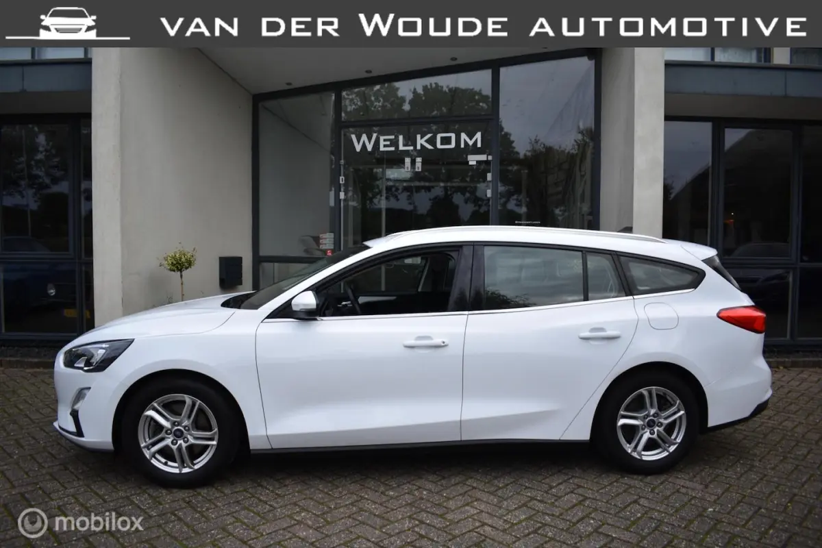 Ford Focus Wagon 2020 Benzine Handgeschakeld leasen