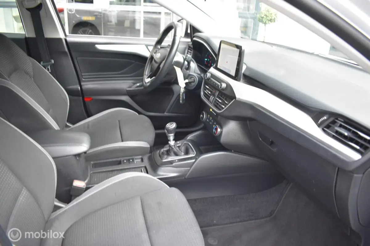 1.0 EcoBoost Hybrid Trekhaak AGR Navi|LED