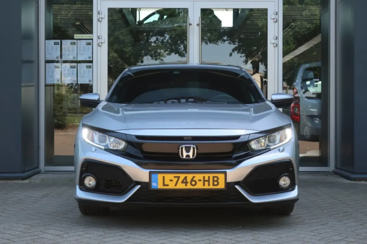 1.0 i-VTEC, Stoelverwarming, CarPlay/Android, Navi, Camera, PDC rondom etc