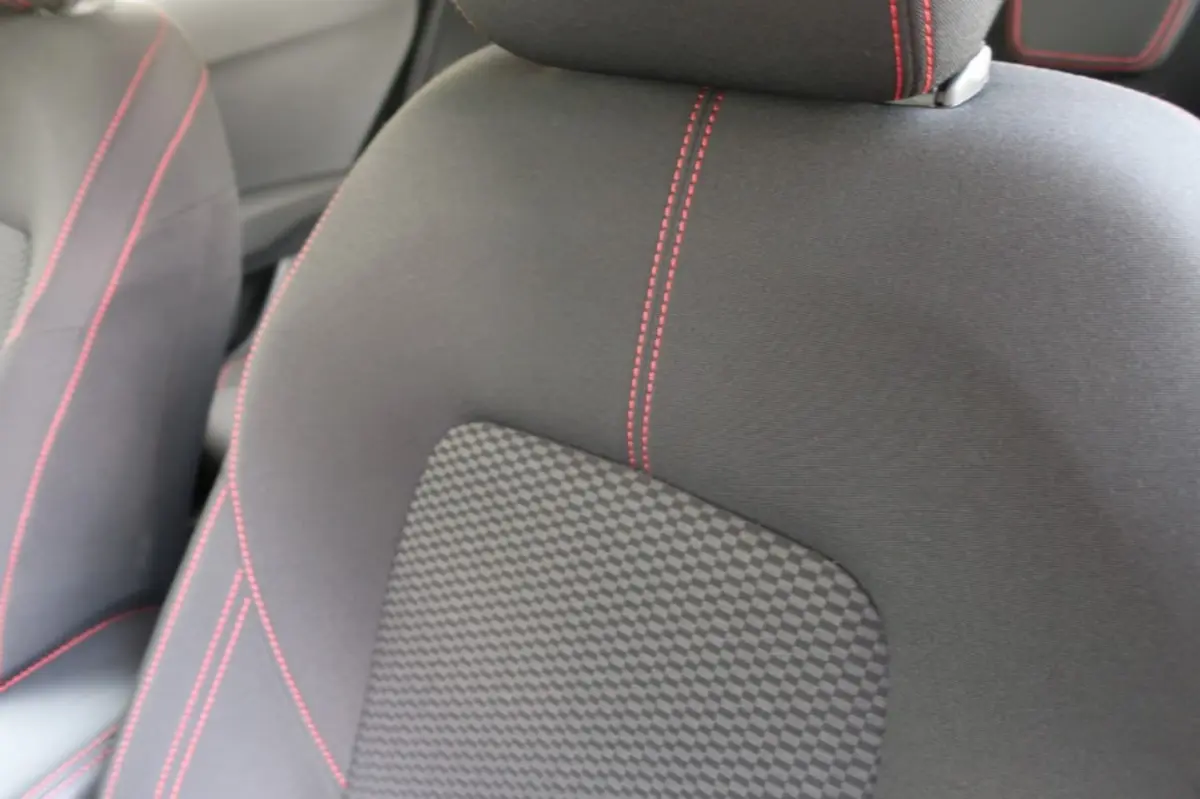 1.0 ECOBOOST HYBRID 155pK ST-LINE, All Season Banden, Clima, etc