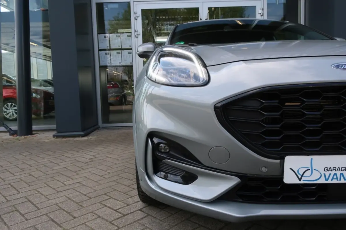 1.0 ECOBOOST HYBRID 155pK ST-LINE, All Season Banden, Clima, etc